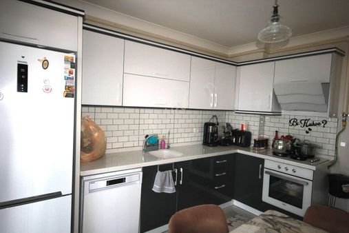 🟥🟥aktif'ten Burhaniye Kocacami'de Merkezi Konumda Aileniz İçin İdeal Satılık 3+1 Daire🟥🟥