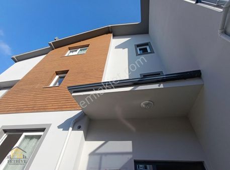 Fethiye Yeni Mh.krediye Uygun Satılık Yeni Yapı 2+1 Dubleks