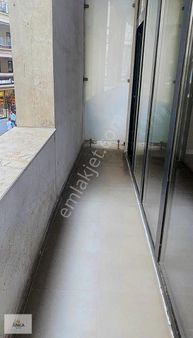 Viaport Venezia'da Masrafsız İçi Yapılı Kiralık Ticari Ofis