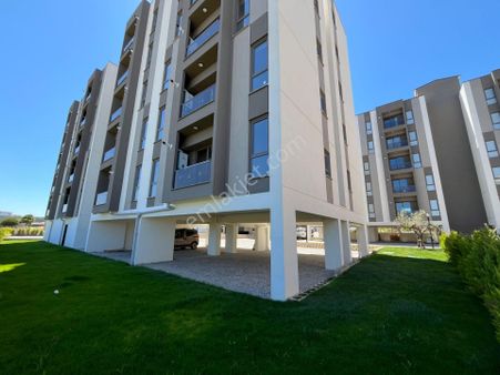 Bahar'dan Görükle'de Lüks Sitede Kiralık Sıfır 2+1 Daire