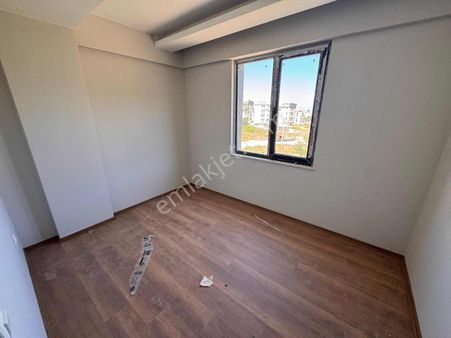 Dere Gayrimenkulden Fırsatt Tranvaya 300 Metre Mesafede 1+1