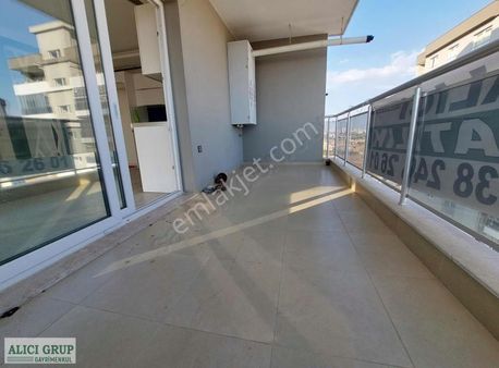 Stad Yakını Gdb Cepheli Full Açık Önü Satılık Site İçi 3+1 Daire