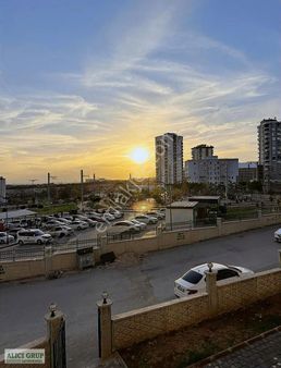 #macera Park Önü Hasarsız Anayola Yakın Kiralık 1+1 Daire