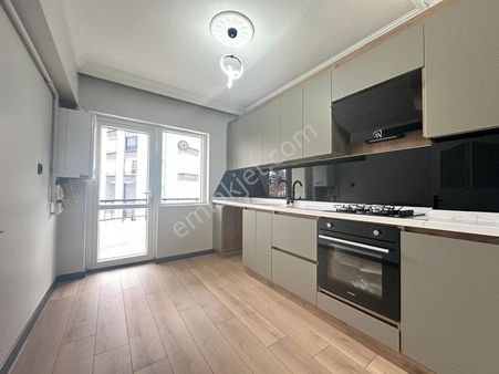 Duru'dan Merkezde Park Manzaralı Ara Kat Full Yapılı 3+1 Daire