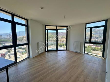 Modda Bulvarda 2+1 Doğa Manzaralı Kiralık Daire