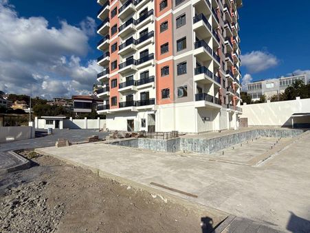 Alanya Avsallar'da Denize 900 Metre Mesafede Lüks 1+1 Daire Fırsatı