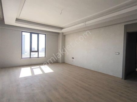 Kısacık'dan Onkolojide Vadi Mazaralı 3,5+1 Satılık Sıfır Daire