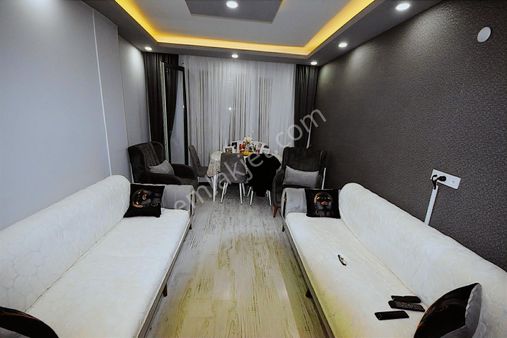 Kemalpaşa Mah'de 4+2 Yeni Bina'da Metrobüse Yakın Fırsat Dubleks