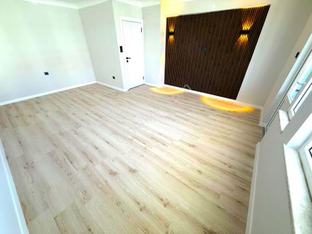 ♫melodi'den Altınkum'da Yüzme Havuzlu Arakat Ön Cephe Ayrı Mutfaklı Çift Wcli 3+1 Yenilenmiş Daire