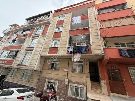 İstiklal Mah'de Tek Daire Üzeri Geniş 2+1 Balkonlu Arakat Daire