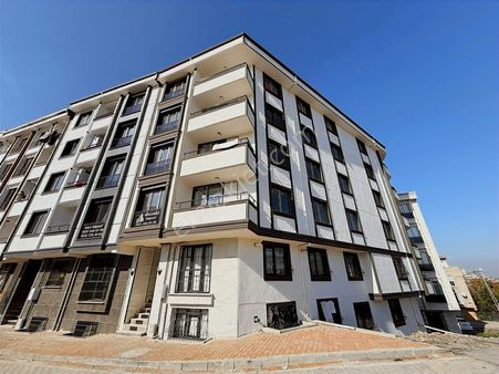 Sıfır İnşaat'ta Acil Sultaniye Mah'de 2+1 Balkonlu Yüksek Giriş!