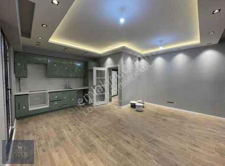 Kartepe Emekevler De E-5ve Otobana Yakın Sıfır 1+1 Satılık Daire