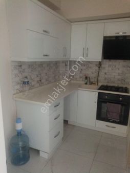 Balıkesir Altıeylül Kasaplar Mah.demirdağ Emlaktan Kiralık Ayrı Mutfaklı 1+1 Ara Kat Daire