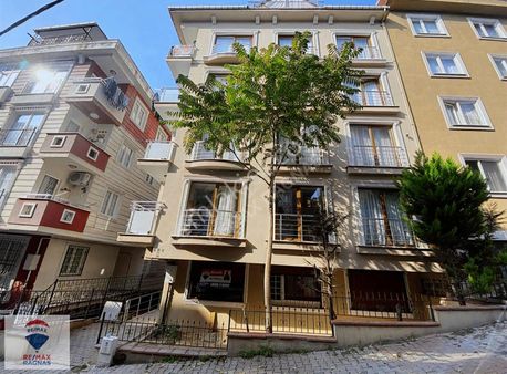 Ümraniye Çakmak Mah.bahariye Sokakta Kiralık Ferah Ters Dubleks