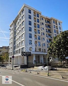 Ataşehir Sarıçınar Evlerinde Satılık 2+1 Sıfır Daire