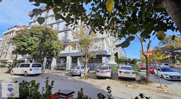 Çekmeköy /çatalmeşe Butik Sitede Ara Kat 3+1 Ters Dublex Daire