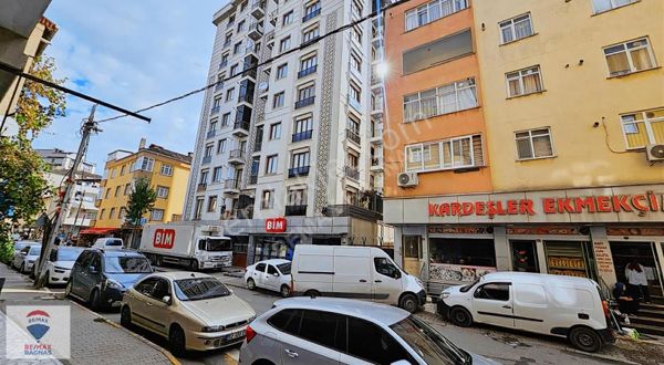 Pendik Kavakpınar Abdi İpekçi Cad. Ara Kat Satılık 2+1 Daire