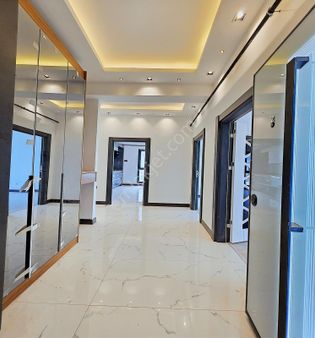 Yuvakur'dan Tepe Bölgesinde Villa Tadında Bahçe Katı 3+1 165 M2