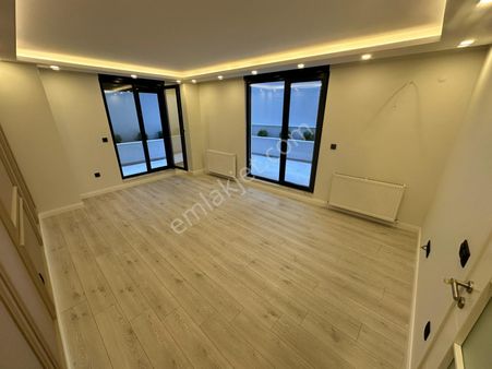 Yatırım'dan İdealtepe Sahilde Teras Kullanımlı 1yıllık 3+1