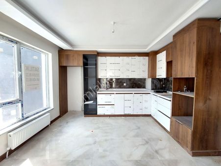 Tanrıverdi'den Kiralık Arakat Önü Açık 4+1 Daire