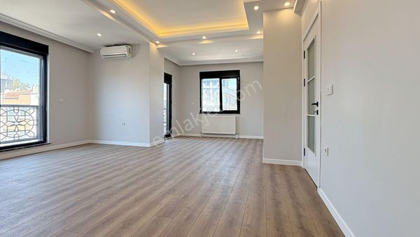 Weal World' Den 4+2, Çift Teraslı, Çift Girişli, Üç Banyolu Sıfır Dubleks ...