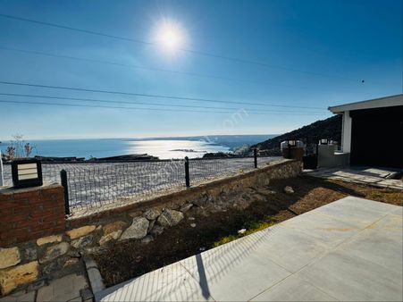 Akbük’te Özel Konumda Satılık Müstakil Deniz Manzaralı Villa