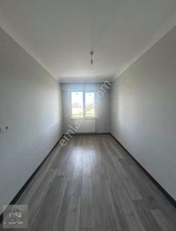 Cumhuriyet Parkı Civarı 1+1 Geniş İskanlı Fırsat Daire