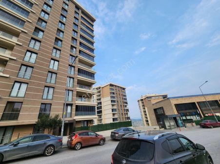 Startkey Yönden Baltok Konutlarında Geniş Cam Balkonlu 3+1