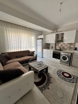 Milas Emek Mahallesinde 1+1 Full Eşyalı Kiralık Ara Kat Daire