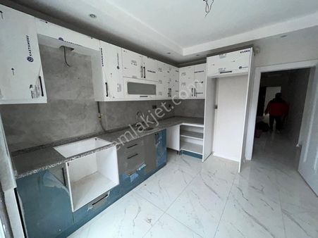 Canyapı'dan Koray Lisesi Mevkiinde 2+1 Sıfır Fırsat Satılık Daıre