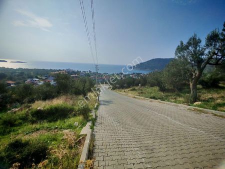 Dikili Denizköy'de Satılık Muhteşem Manzara Muhteşem Arsa 328 M2