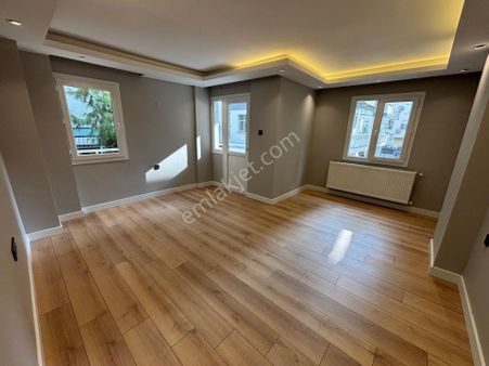 Bostanlı Şehitler Bulvarında Full Tadilatlı 3+1 Daire K-28