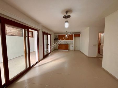 Konacık'ta Zemin Kat 2+1 Yıllık Kiralık Daire