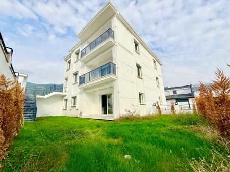 ▶ ▶ Akçay Körfez'den Güre'de Bahçeli Giyinme Odalı 3+1 Sıfır Satılık Ters Dubleks Daire