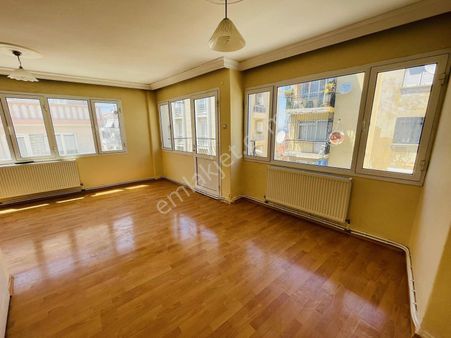 Üçyol Metro Yak. 2+1 90 M2 Arakat Bakımlı Deniz Man Fırsat Daire