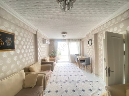 Prestij'den Bahçelievler'de Cadde Üzeri Tertemiz 3+1 Daire