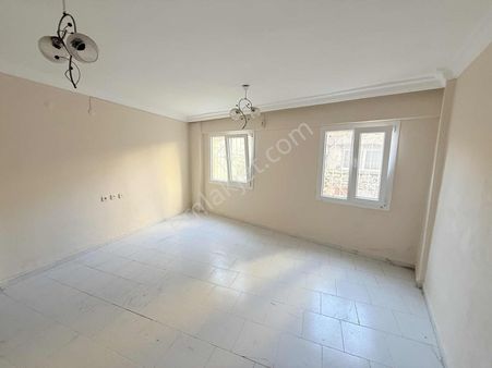 Üçyol Altıntaş Mah. Metro Yakını 2+1 90 M2 Bahçeli Daire