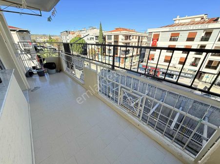 Buca İnkilap Mah. 3+1 144 M2 Bakımlı Çift Cephe Fırsat Daire