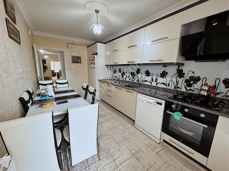 Karacabey Yenice Mahallesinde Satılık Bakımlı Daire 145m2