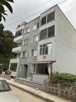 Karacabey Bayramdere Mahallesinde Ara Kat Satılık Daire