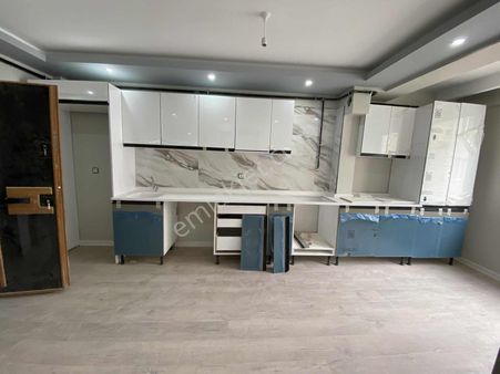 Rw Mılyon'dan Uluzafer Caddesi Yakını Kiralık 1+1