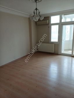 Adana Çukurova Özal Bulvarında Canlı Lokasyonda Merkezi Konumda 4+1 Geniş Fırsat Kiralık Daire