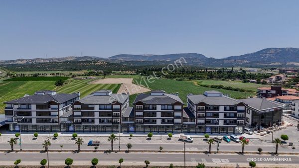 No:10 Gayrimenkul’den – Site İçinde, Merkezi Konumda, 3+1 Ebeveyn Banyolu, Yerden Isıtmalı Daire