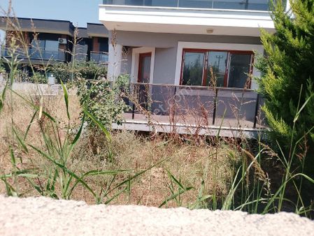 Kuşadası Yayla Köyde Satılık 4+1 Villa