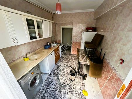 Hayal'den Mareşal Çakmak Mh'de 2+1 Temiz Full Gömüsüz Kelepir Daire !