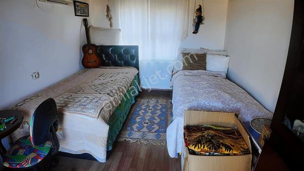 Güzelbahçede Deniz Manzaralı 4+1 Villa