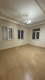 Aes Gayrimenkul’den Üniversite Bölgesinde Kiralık 3+1 Ara Kat