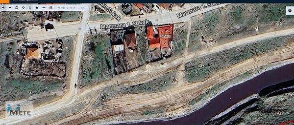 Ergene Sağlık Mahallesi'nde 3 Kat İmarlı Satılık 276 M² Arsa