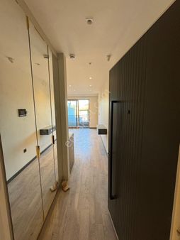 Bahar'dan Balat'ta Lüks Sitede Satılık Sıfır 1+1 Daire