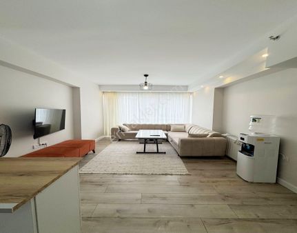 !!site İçi Full Eşyalı Metrobüse 5 Dakika 1.87 Faiz Oranıyla Boş Oturuma Hazır!!